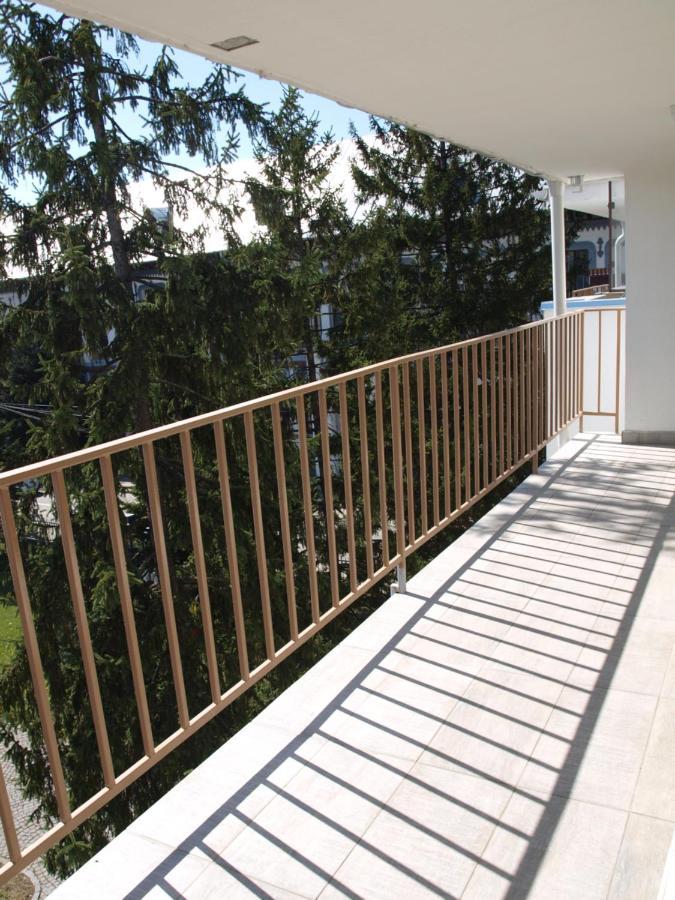 Amavera Apartment Тыргу-Жиу Экстерьер фото