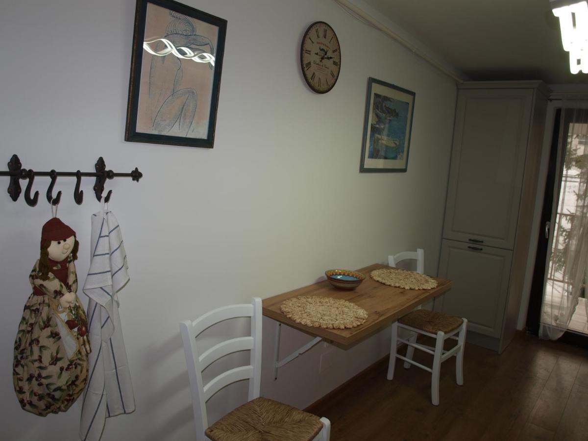 Amavera Apartment Тыргу-Жиу Экстерьер фото